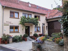 Ferienweingut Buhrmann-Becher, Außenansicht