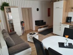 Ferienwohnung Familie Sichau, Blick ins Wohnzimmer
