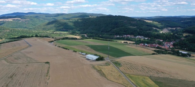 Blick auf Imsweiler mit Segelfluggelände