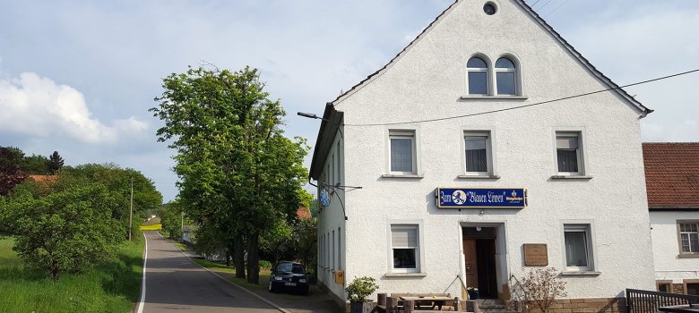 Gaststätte "Zum blauen Löwen" in Neubau