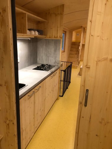 Innenbereich des Waldwaggons