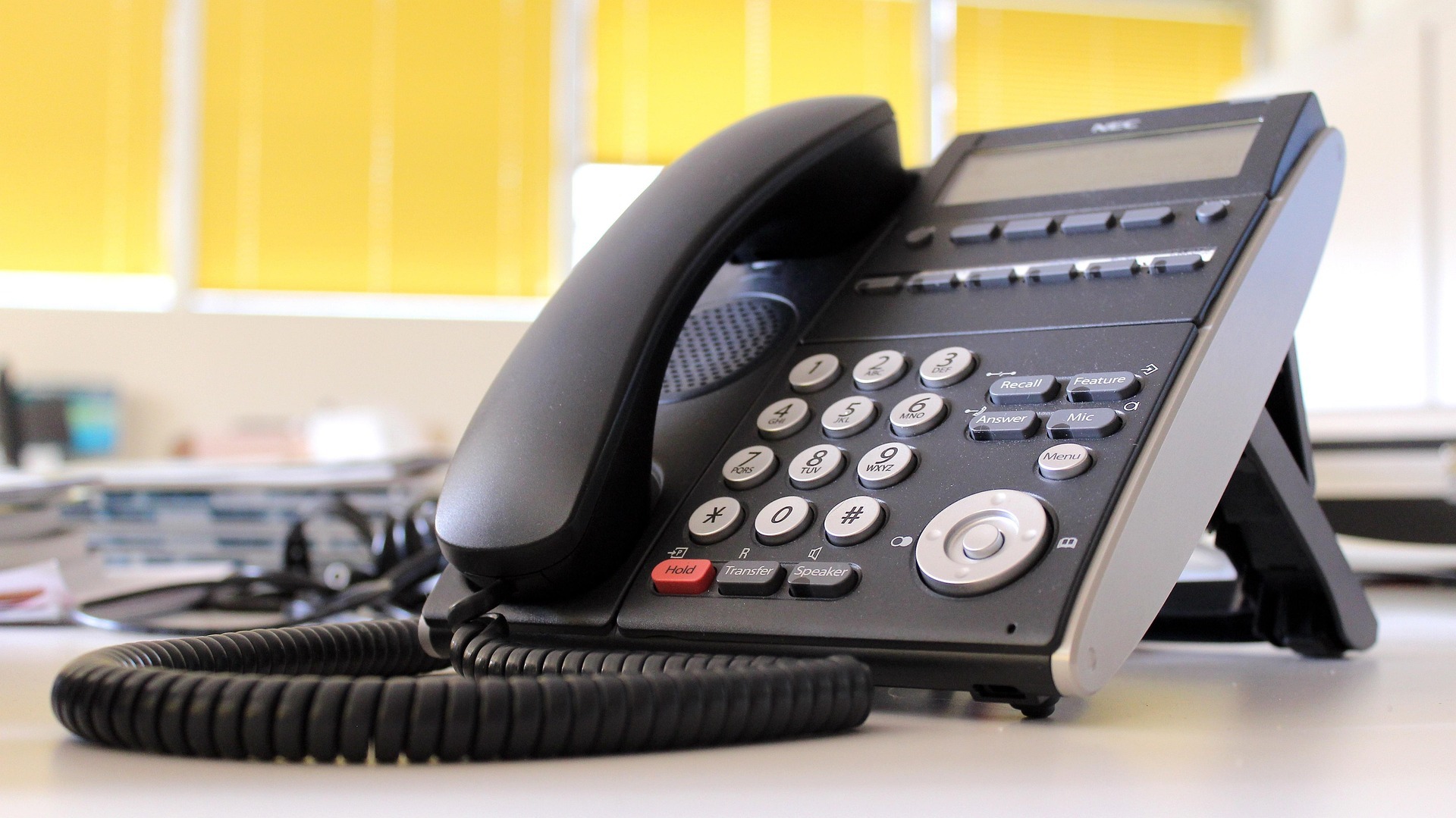 Telefon im Büro. Symbolfoto von Pixabay